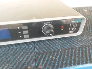 Dixon IU-2061 dual channel UHF wireless microphone system receiver Everything Goes on