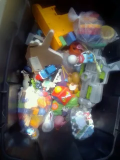 Mix toys Its old and probably dont work anymore but can play still R100 for all