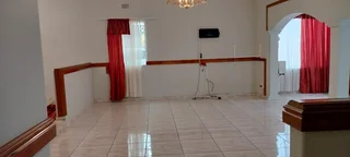 Spacious and secure 3 bedroom house in  the heart of Kempton Park