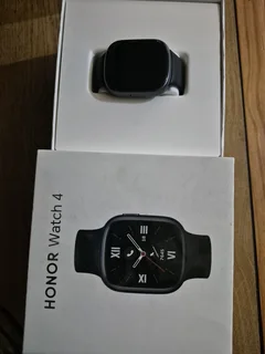 Honor 90 watch still brand nuwe 2500 im in benoni 0743429942