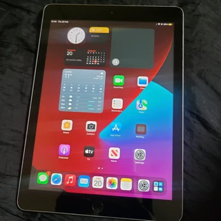 IPAD 5TH GENERATION 32GB-WIFI
