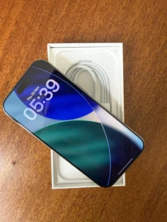 iPhone 16 pro 256gb Natural titanium