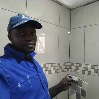 TILER WITH QUALITY HAND