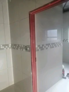 TILER WITH QUALITY HAND
