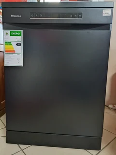 Hisense 15 Place Black Dishwasher H15DTG