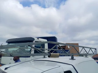 Nissan np200 roof renk for sale