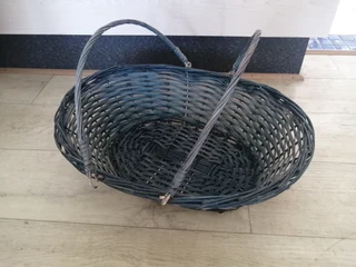 Large Wicker Basket R100