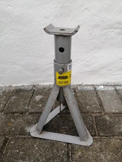 Master Mechanic Axle Stand R350 Negotiable