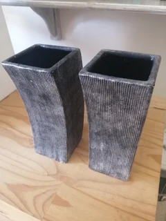 Small Decor Pots R100