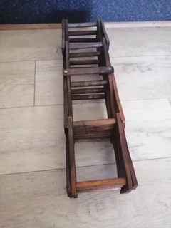 Wood Wine Rack R100