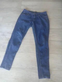Mens Jean R100