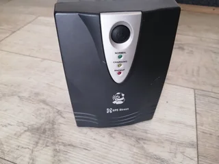 ((READ AD)) UPS For Sale R150