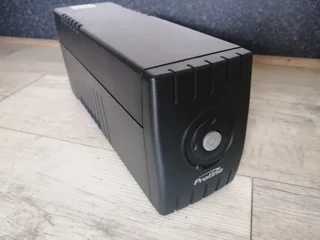 ((Read Ad)) ProLine UPS For Sale R150