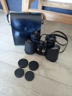 Binoculars In Case R450 Negotiable