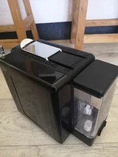 Espresso Coffee Machine R600 Negotiable