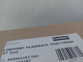 Multi Florpoint Plaineback Carpet Set R250