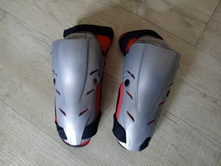 Fox Racing Raptor Elbow Guards R350