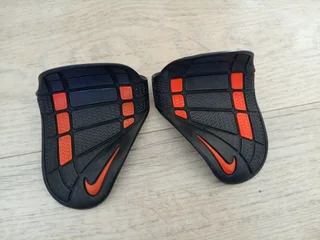 Nike alpha training grips R150