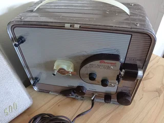Vintage Kodak Brownie 500 Movie Projector R600 Negotiable