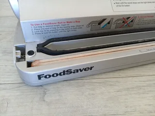 FoodSaver Vacuum Sealer R350 Negotiable