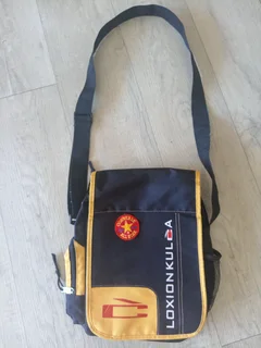 Mens Sling Bag R100