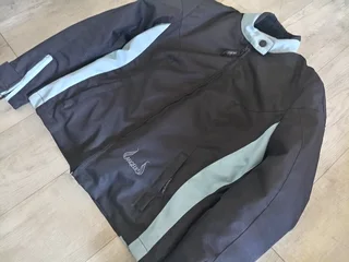 Ladies Motorcycle/Bike Jacket R650 Negotiable