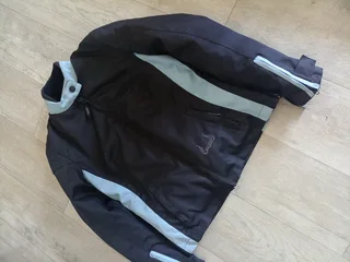 Ladies Motorcycle/Bike Jacket R650 Negotiable