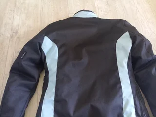 Ladies Motorcycle/Bike Jacket R650 Negotiable