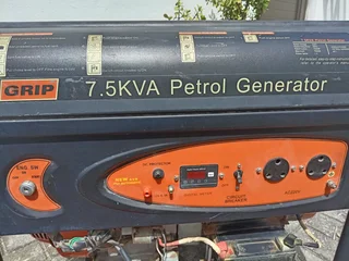 Large Grip 7.5KVA Petrol Generator R3500 Negotiable