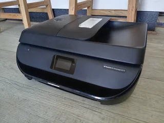 HP Wireless DeskJet Printer R750 negotiable
