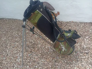 Junior Golf Stand Bag R250