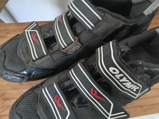 Olympic Cycling Shoes R200