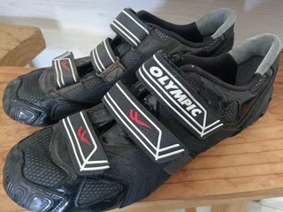 Olympic Cycling Shoes R200