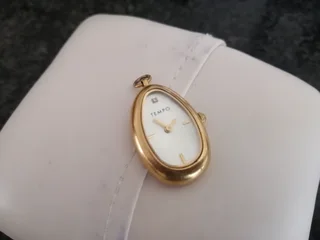 Tempo Gold-Toned Watch\ Bracelet Charm R100