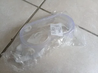 Brand New Protective Goggles R50