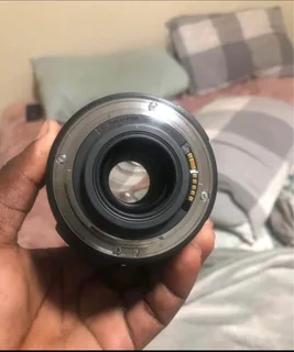 EFS  - 18 - 200 Lens