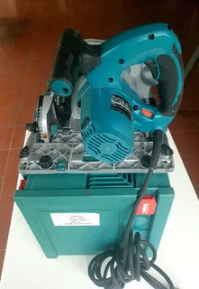 Makita SP6000J
