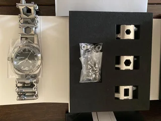 Leatherman Tread Watch
