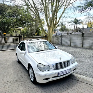 Mercedes-Benz C240 Elegance