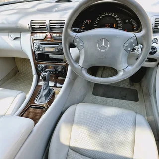 Mercedes-Benz C240 Elegance