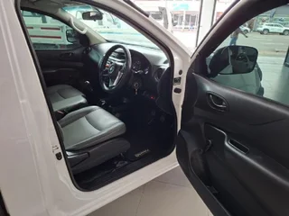 2022 Nissan Navara Single Cab