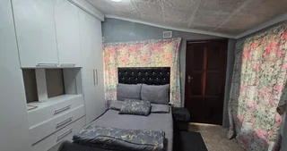 House - Ad posted by Nigel Pillay