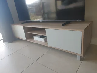 Tv unit