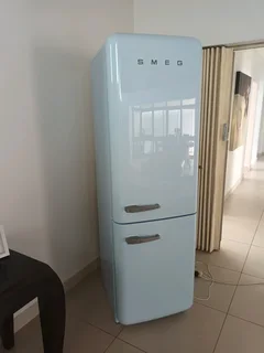 Smeg Fridge Freezer