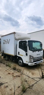 Isuzu150 with closed body