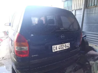 2003 Opel Zafira - Negotiable