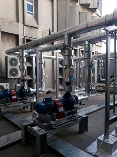 AM LOOKING FOR A JOB AS A  WELDER.