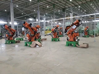 AM LOOKING FOR A JOB AS A WELDER.