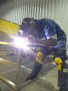 Am Looking For A Job As A Profesional Welder.