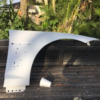 Jaguar Xf Facelift And Pre Face Lift Fenders